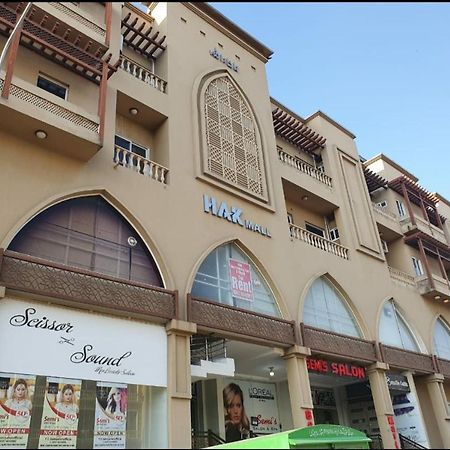 Hak Mall Suites And Apartments Ραβαλπίντι Εξωτερικό φωτογραφία